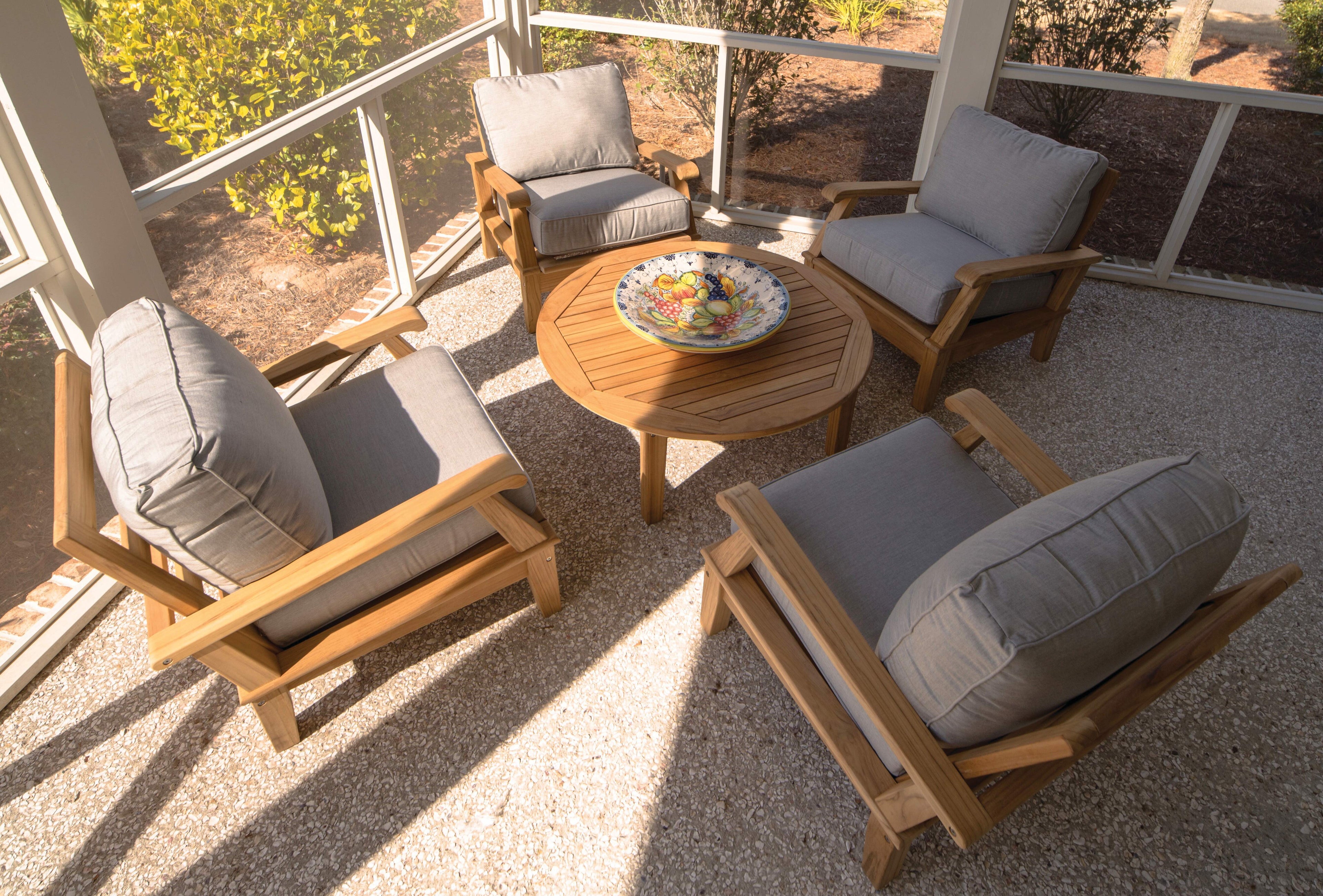 Outdoor Club Chairs