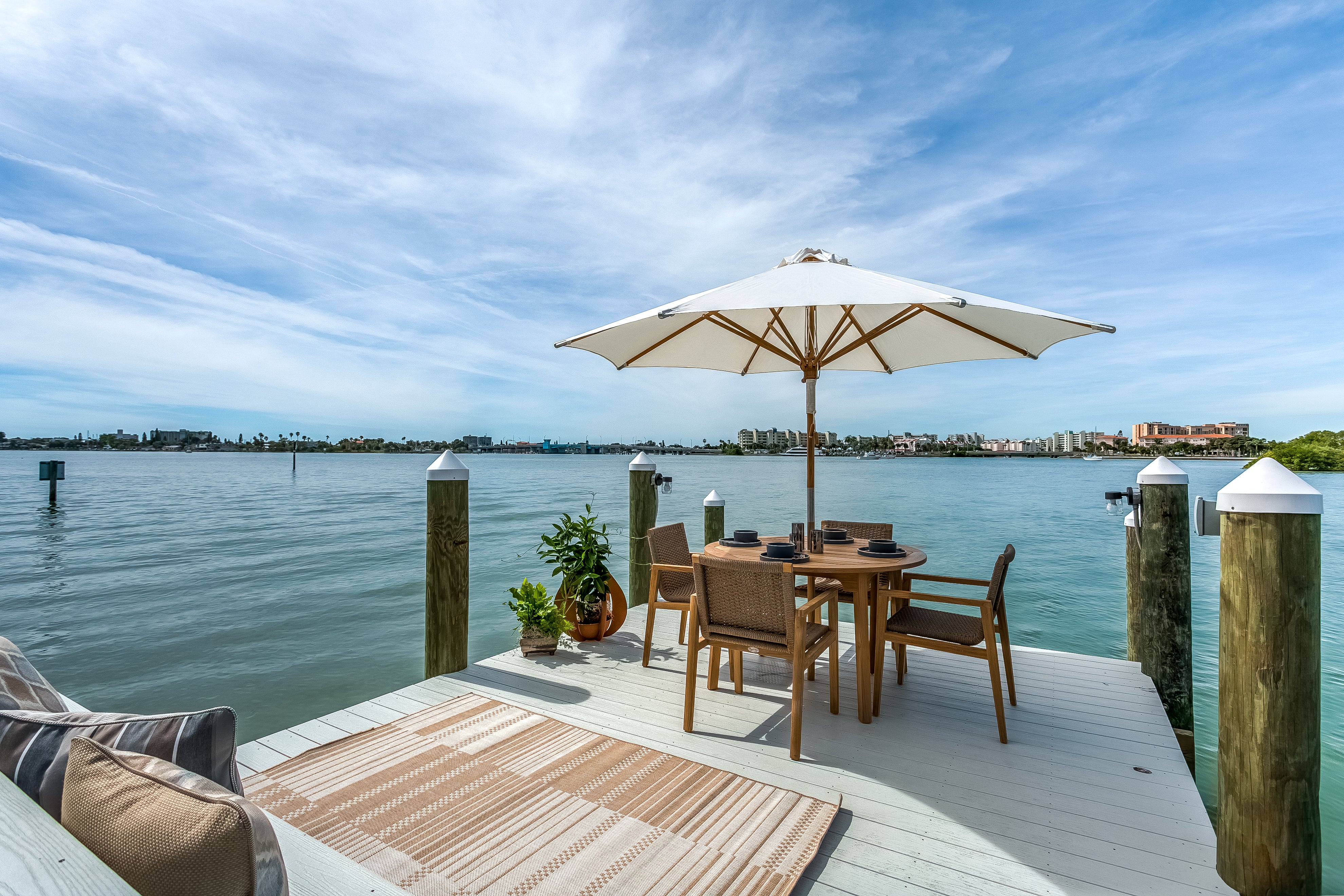 Royal Teak Collection Admiral Dining Table 50 Round