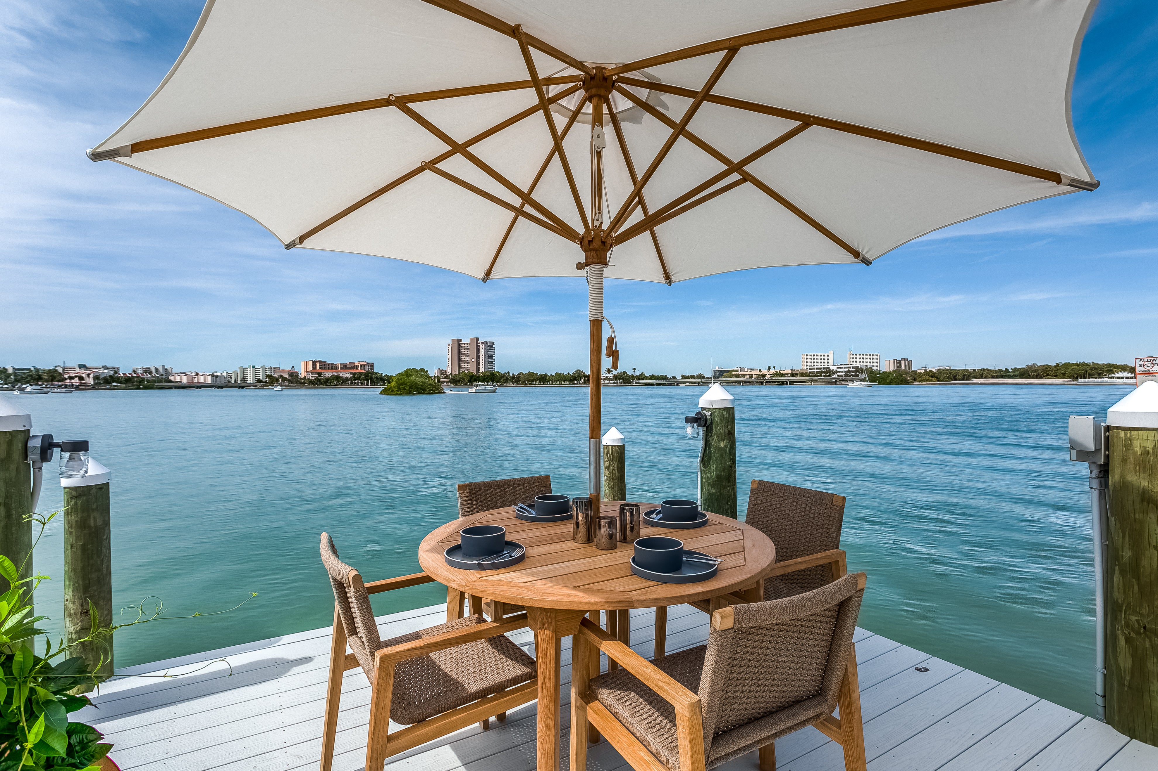 Royal Teak Collection Admiral Dining Table 50 Round